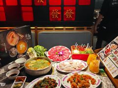 -禄婶鸡煲·打边炉