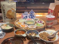 -包整·丝娃娃(一览甲秀楼风景店)