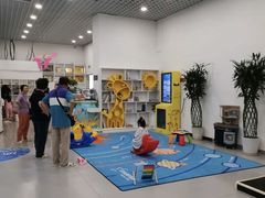 -蓝旗游泳·青训·亲子水域中心(方庄中心)