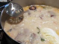 -捞王锅物料理(上海世茂广场店)