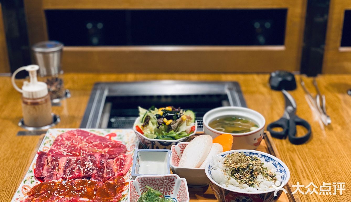 西安一人食[调皮]单人份烧肉完全不怕吃不完[胜利]