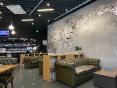 -汽车博物馆主题餐厅