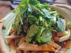 -包整·丝娃娃(一览甲秀楼风景店)