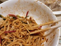 -黑八私房老北京炸酱面