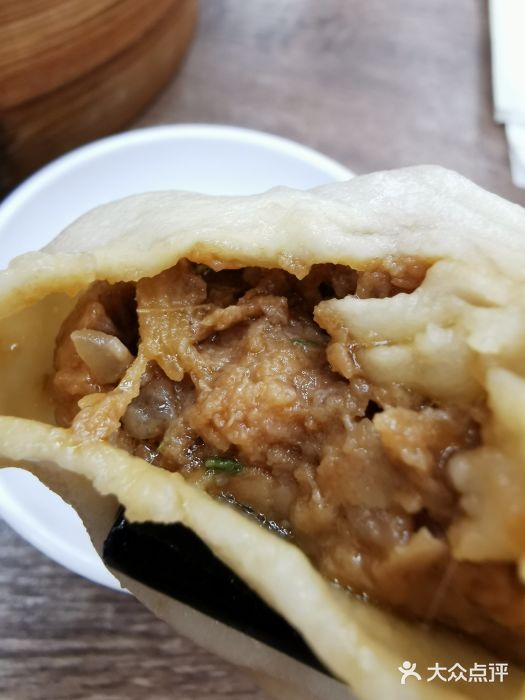 刘长兴(逸仙桥店)薄皮小笼包图片