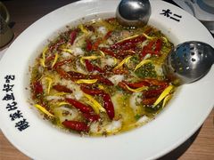 老坛子酸菜鱼-新太二·鲜料川菜(东汇城店)
