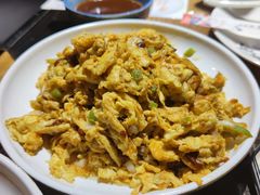 香椿苗炒鸡蛋-娄三少春饼·烤鸭(合生汇购物中心店)