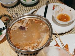 -雍和会海鲜姿造自助(湖东路店)