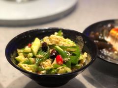 刀拍黄瓜-一棠龙虾•王牌虾球(恒隆广场店)