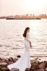 -雪中彩影婚纱摄影·微光艺术中心