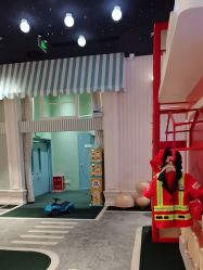 -奈尔宝·儿童乐园·亲子餐厅(华采天地店)