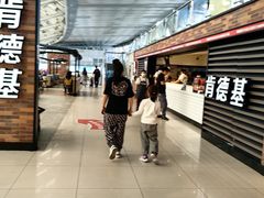 -肯德基(南京站A2检票口楼上)