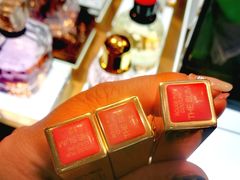 -日上免税店(三径路t3店)