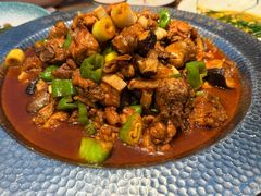 -俭寨大盘鸡·手抓肉·烧烤新疆菜(乌苏路店)