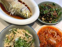 -泉上·发现DISCOVERY ·黔菜餐厅(银海元隆广场店)