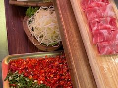 -热火朝天鲜切牛肉火锅(南强街巷店)