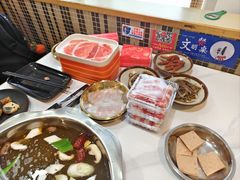 -尚品海鲜肥牛自助火锅(湖明店)