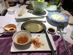 -泓炙颐凤鲜海鲜火锅料理(桐乡店)