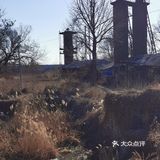 《田地里空无一人》