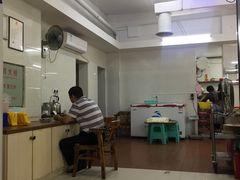 -潮镇老尾牛杂(环城西路店)