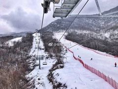 -鳌山滑雪度假区