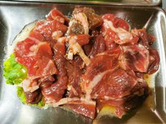 -围炉肉舍•炭烤活鳗•丹东海鲜烤肉(步行街店)