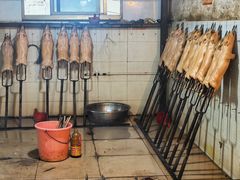 -黄记四更烤乳猪店