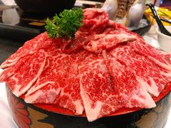 安格斯牛肉-鲜入围煮花胶鸡海鲜火锅