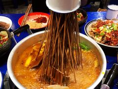 经典锅底-马路边边串串香(双井直营店)