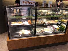 面包甜点陈列柜-星巴克(丁香国际商业中心店)