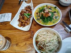 -金枝玉叶上海人家食府(三里河店)