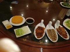 -大鸭梨烤鸭店(金顶街店)