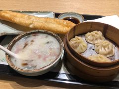 皮蛋瘦肉粥-东方既白(虹桥机场店)