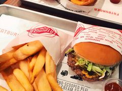 -FATBURGER 特富客汉堡(外交公寓店)
