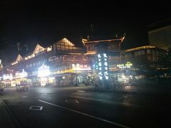 -张公桥美食街