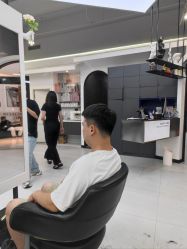 -U·NI SALON 造型