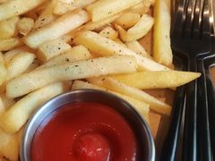 -J Create城市露营咖啡·简餐·宠物(上海动物园店)