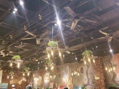 大堂-小俩口烧烤东北菜(双井店)