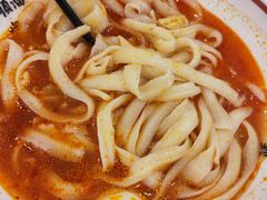 -顺溜·手工刀削面·黑金店(铜锣湾店)