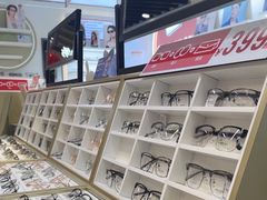 -美式眼镜·授权蔡司.依视路.尼康.豪雅.明月(南翔印象城店)