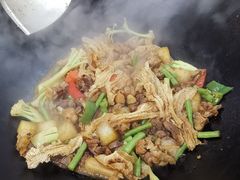 -逢缘柴火农家乐(连南店)