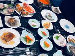 -淡尾·海鲜自助概念餐厅(虹桥南丰城店)