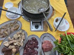 -五洞培记山庄·鲜牛肉火锅