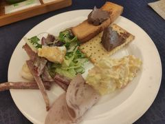 -东方红海鲜百汇(国际大厦店)