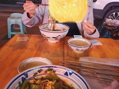 -秦君宝手擀菠菜面(金花路店)