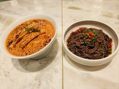 -孔雀云贵川·融合菜(长宁来福士店)