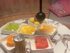 -涨巢·潮玩水疗局