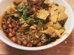 -罗家杏传统特色海南粉(人民西路总店)