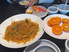 -五谷丰登农家院·地道胶东菜·海鲜烧烤(威海店)