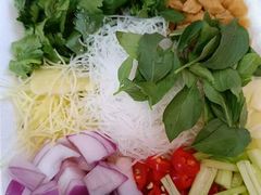 -官塘陈记鱼生·潮汕砂锅粥·牛肉火锅(潮枫路总店)